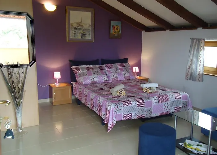 Studio Apartment Nera