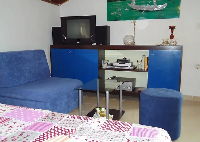 Studio Apartment Nera